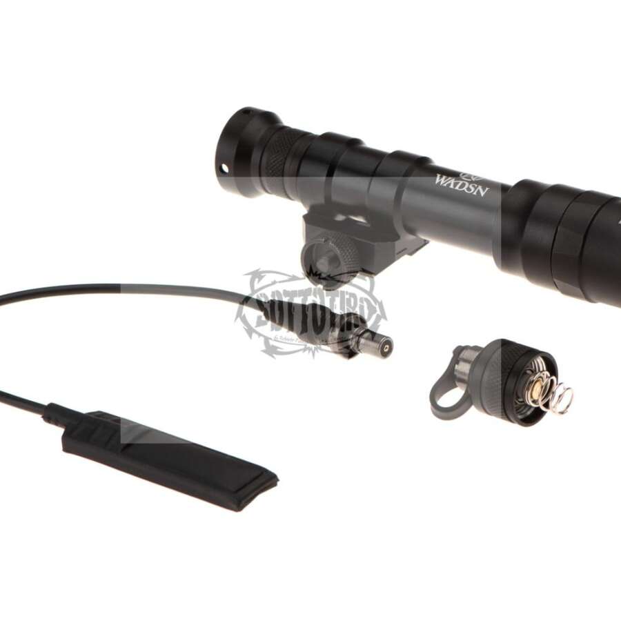 WADSN Luce tattica M600DF
