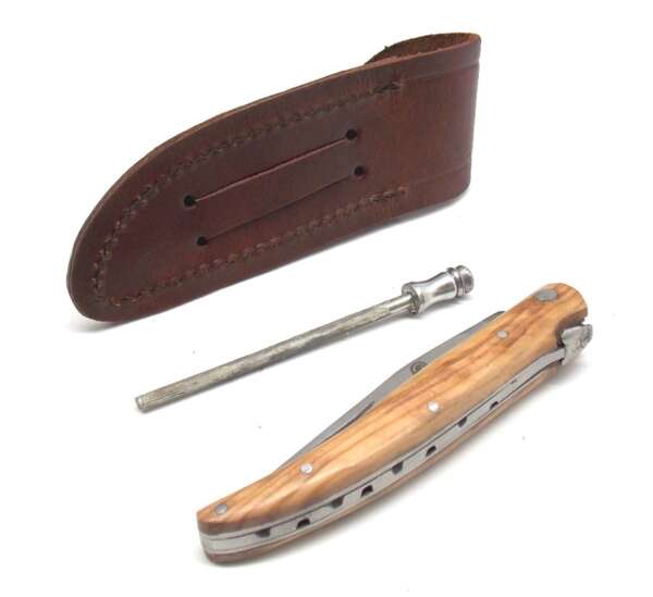 Coltello Mascu con affilatore e fodero - immagine 3