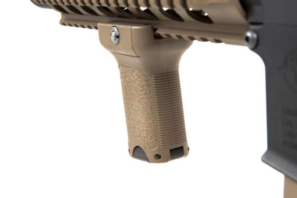 FUCILE ELETTRICO SA-E05 EDGE™ RRA M4 CQB SILENCED CARBINE REPLICA TWO TONE SPECNA ARMS® (SPE-01-023923) - immagine 9