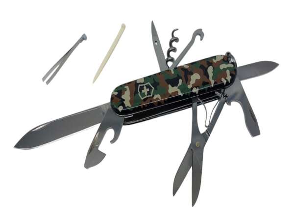 Coltello Victorinox multiuso Huntsman guancette mimetiche 1371394 - immagine 2