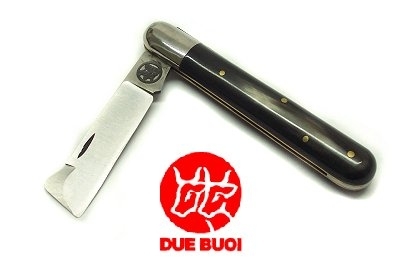 Coltello innesto Due Buoi in corno di vacca 10,5 cm chiuso