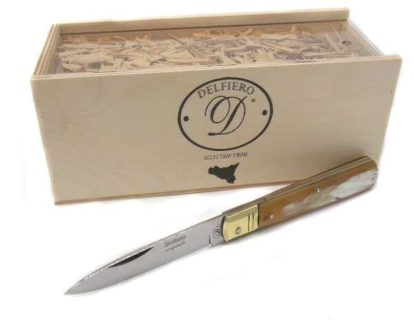 Coltello bistecca siciliano in corno con scatola Delfiero Selection From - immagine 3