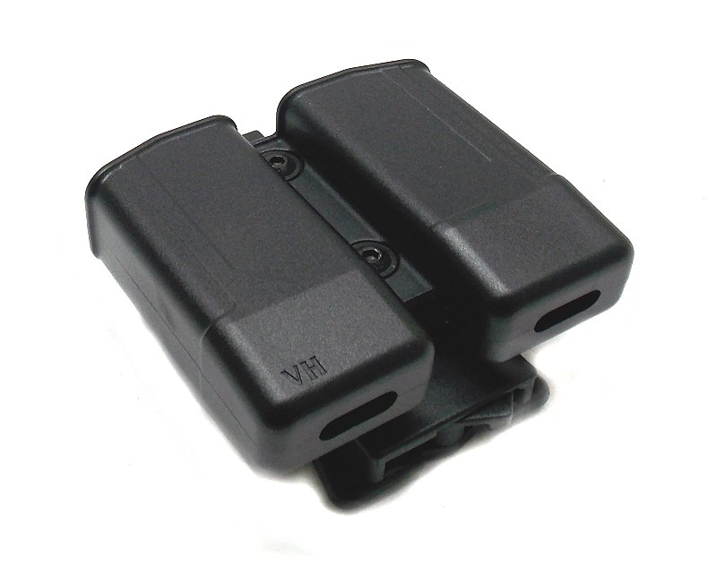 Doppio porta caricatore Vega 8DMH03 in polimero universale - DESERT-U