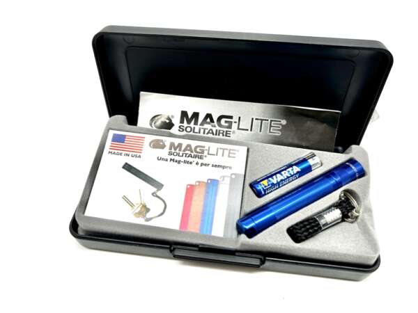 Torcia Maglite solitaire con portachiavi - VERDE-U - immagine 2