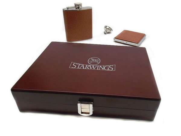 Fiaschetta in acciaio e porta sigarette rivestite pelle Starwings - immagine 3