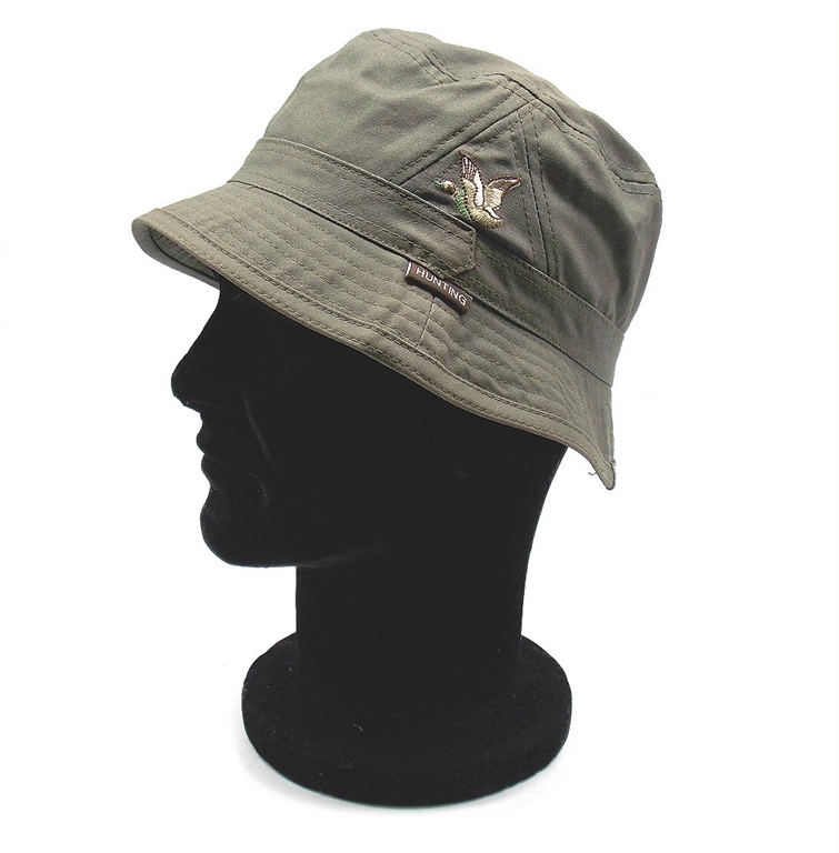 Cappello idrorepellente con anatra ricamata - 56