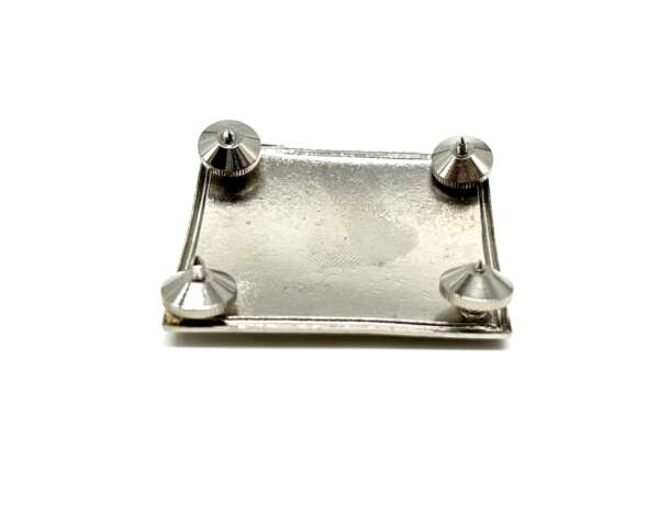 Piastrina basetta trapezoidale nikelata neutra per gradi a spallina - immagine 2