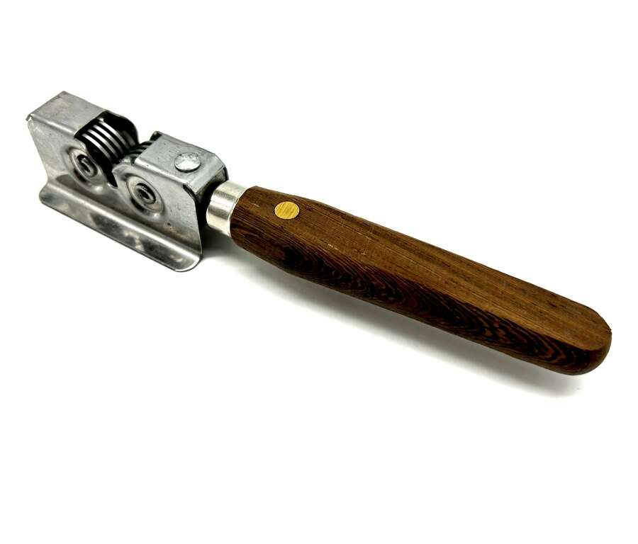 Affilacoltelli manico in legno 072675