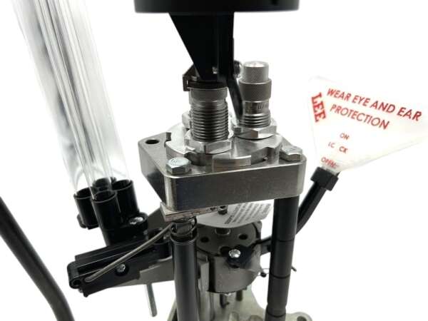 Lee pressa pro 1000 38 special o 357 magnum 90636 reloading press - immagine 3