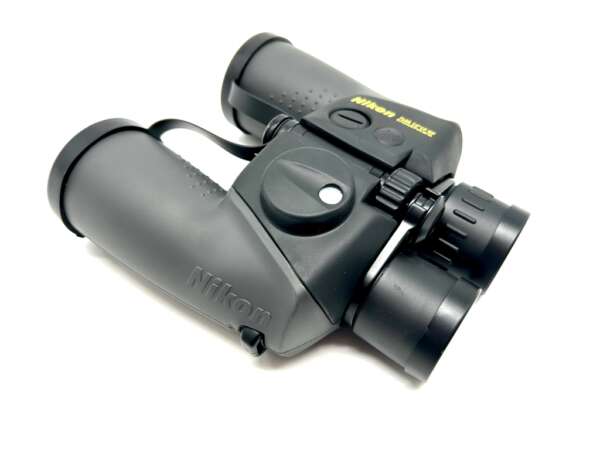 Binocolo Nikon marina 7X50 CF WP - immagine 2