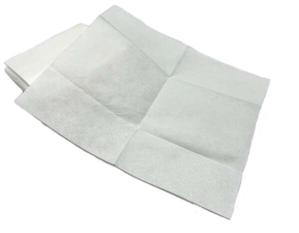 Panno in tnt bianco monouso 32x37 cm per pulizia arma - immagine 3