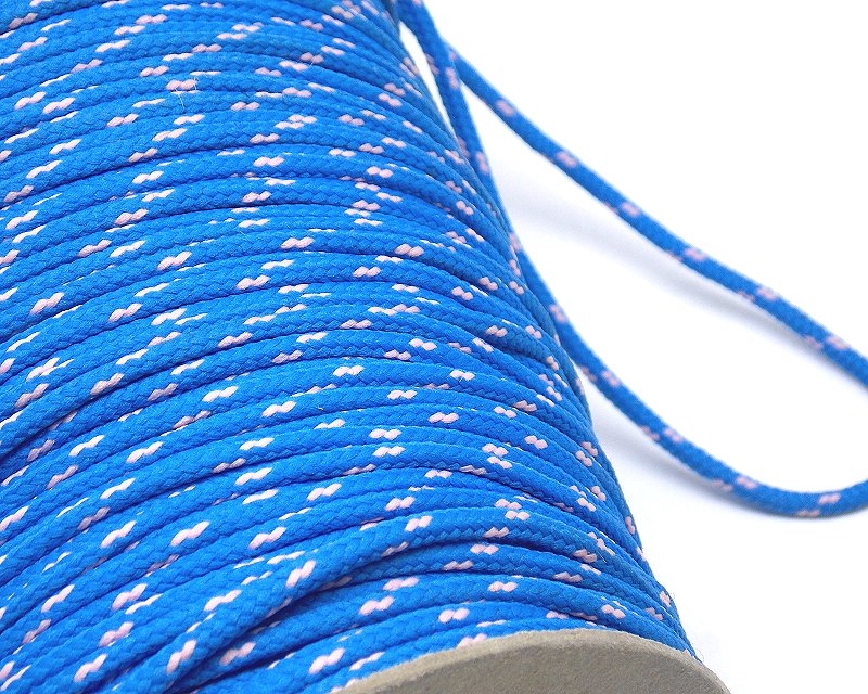 Corda in tessuto di colore blu e rosa