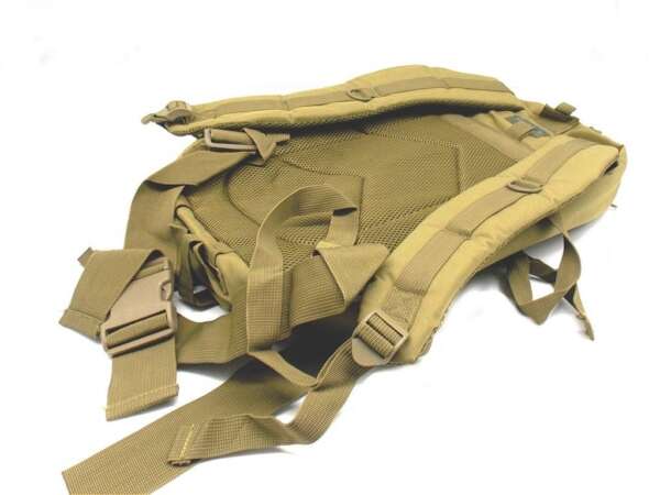 Zaino tattico Delfiero modello Patton 35 litri colore coyote - immagine 2