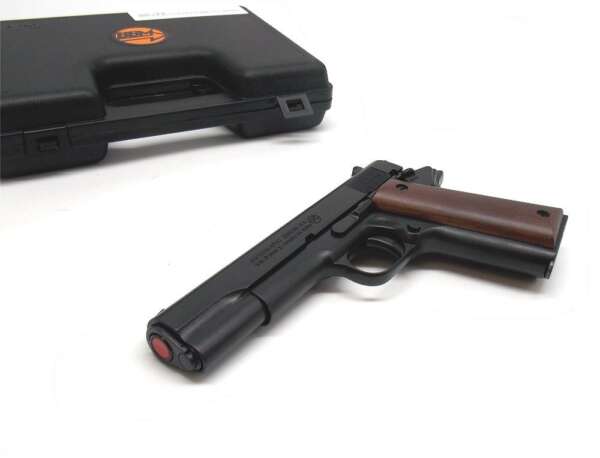 Pistola Bruni a salve automatic 96 nera calibro 9 mm Top Firing