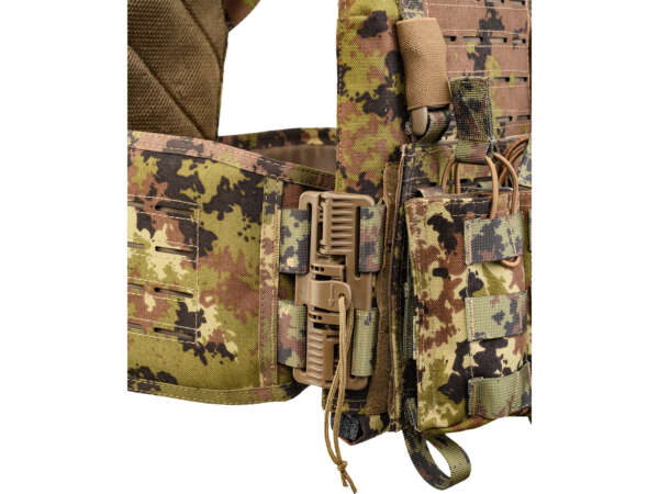 DEFCON 5 STORM PLATE CARRIER WITH QUICK RELEASE SYSTEM+TRIPLE MAG POUCH Multi Camo - immagine 4