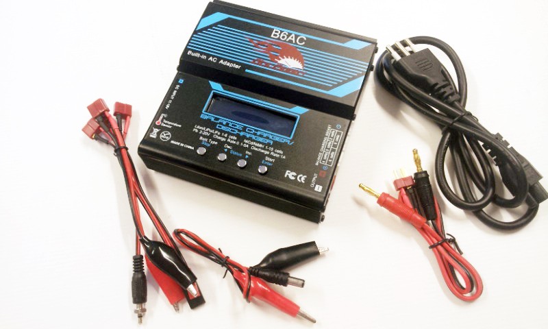 CARICA-SCARICA BATTERIE UNIVERSALE PROFESSIONAL