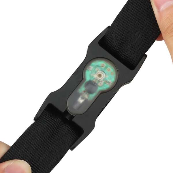 WOSPORT LUCE DI SEGNALAZIONE ROSSA PER CINTURE DA 2,5cm CON SUPPORTO NERO (WO-LT07BR) - immagine 5