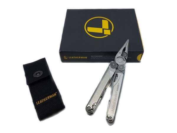 Pinza Leatherman Wave Plus LE832524 17 usi multiuso con fodero
