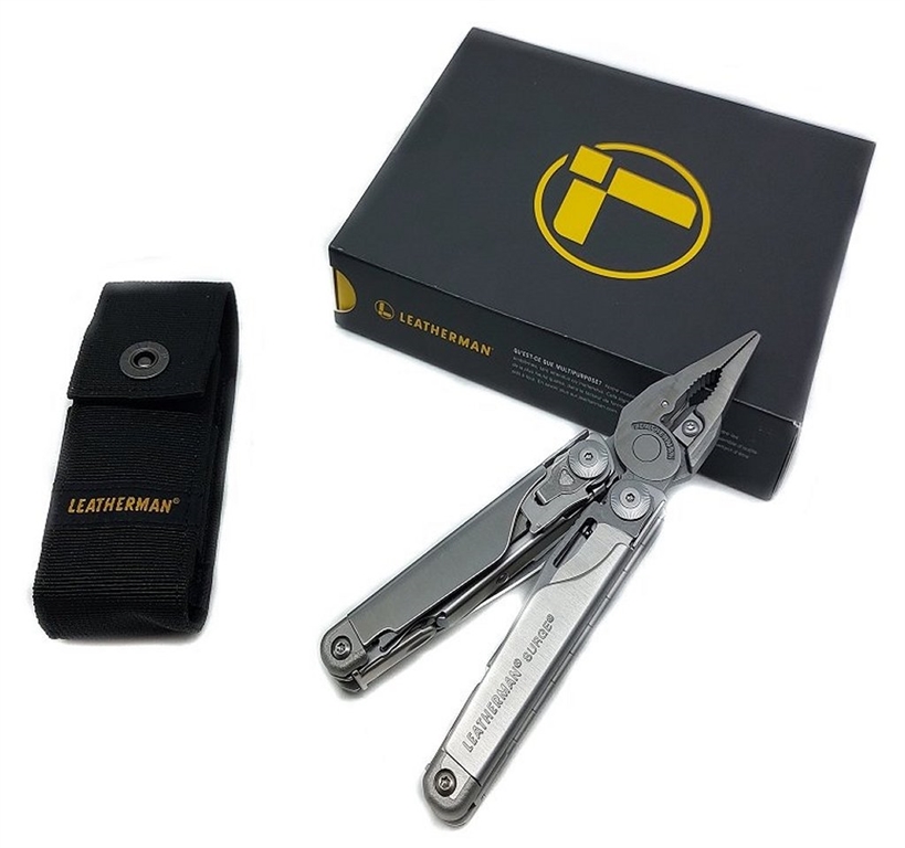 Pinza Leatherman Surge LE830165 21 usi multiuso con fodero