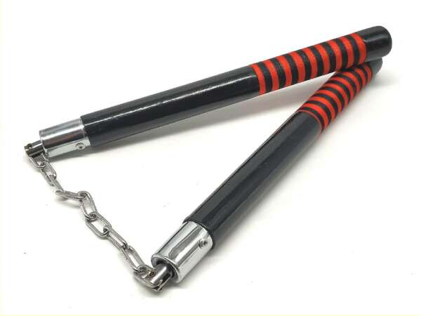 Nunchaku in legno rosso e nero con catena - immagine 2