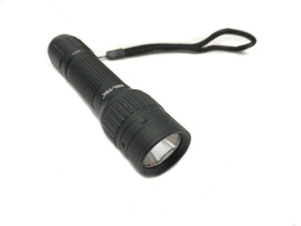 Torcia tascabile Miltec 350 lumen con fodero - immagine 2